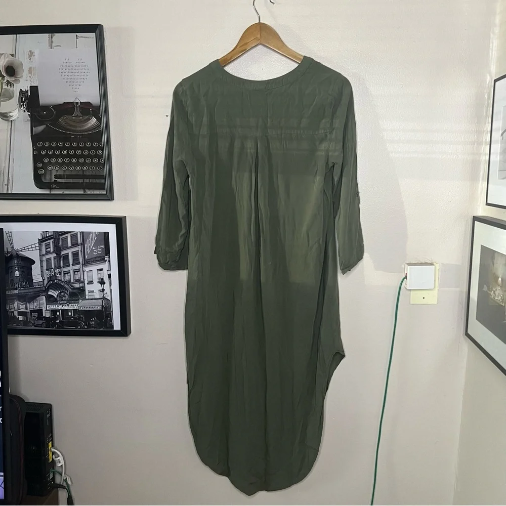 Cupio Sage Green Shirt Dress 3/4 Sleeve Size M V Neck High Low Oversized Midi - Picture 10 of 10